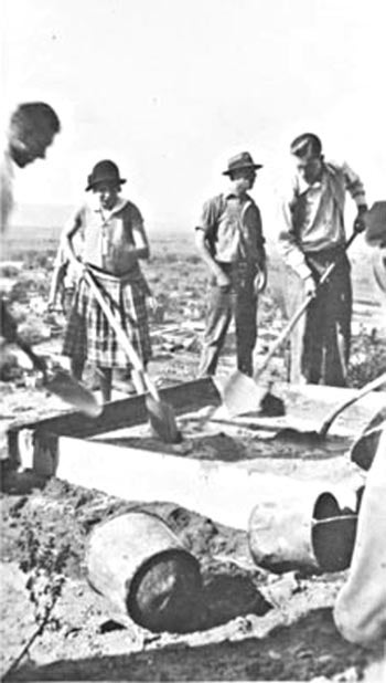 Students building the 'N' on N Mountain, 1923