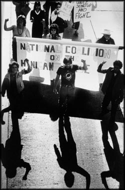  Presione aqu� para ver una imagen m�s grande - click to view 
larger image.