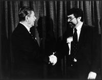  Presione aqu� para ver una imagen m�s grande - click to view 
larger image.