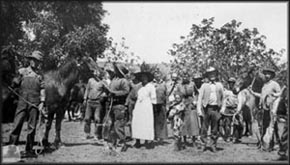 Presione aqu� para ver una imagen m�s grande - click to view 
larger image.