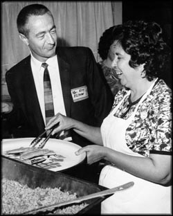  Presione aqu� para ver una imagen m�s grande - click to view 
larger image.