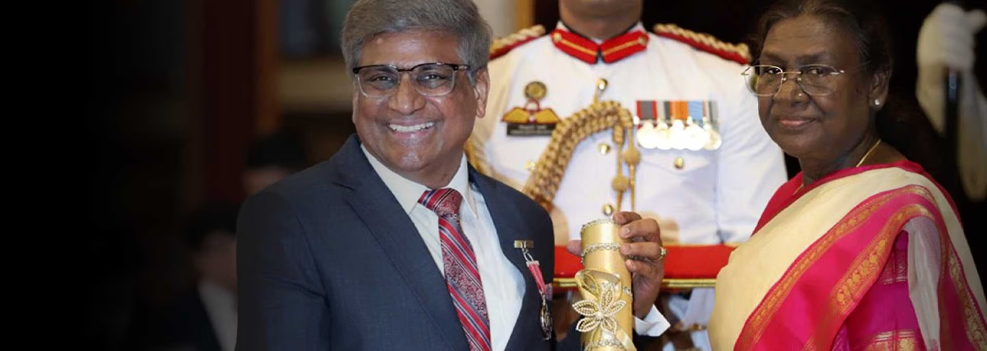 Former NSF director and ASU Professor Sethuraman Panchanathan receiving award